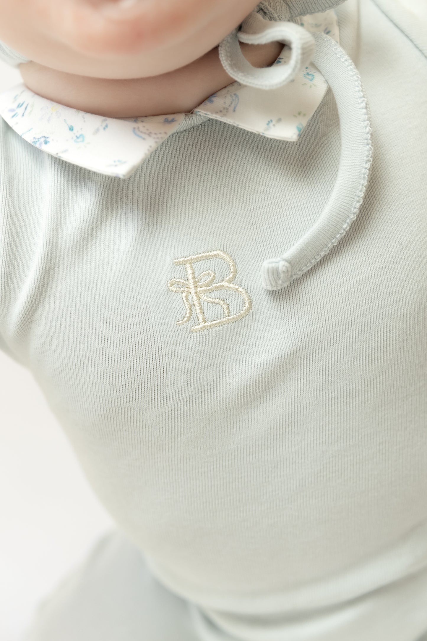 B Collar Footie