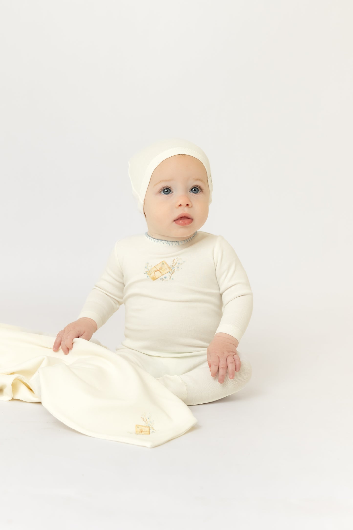 Mail and Flowers Footie