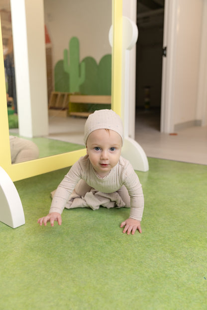 Stars and Dots Footie